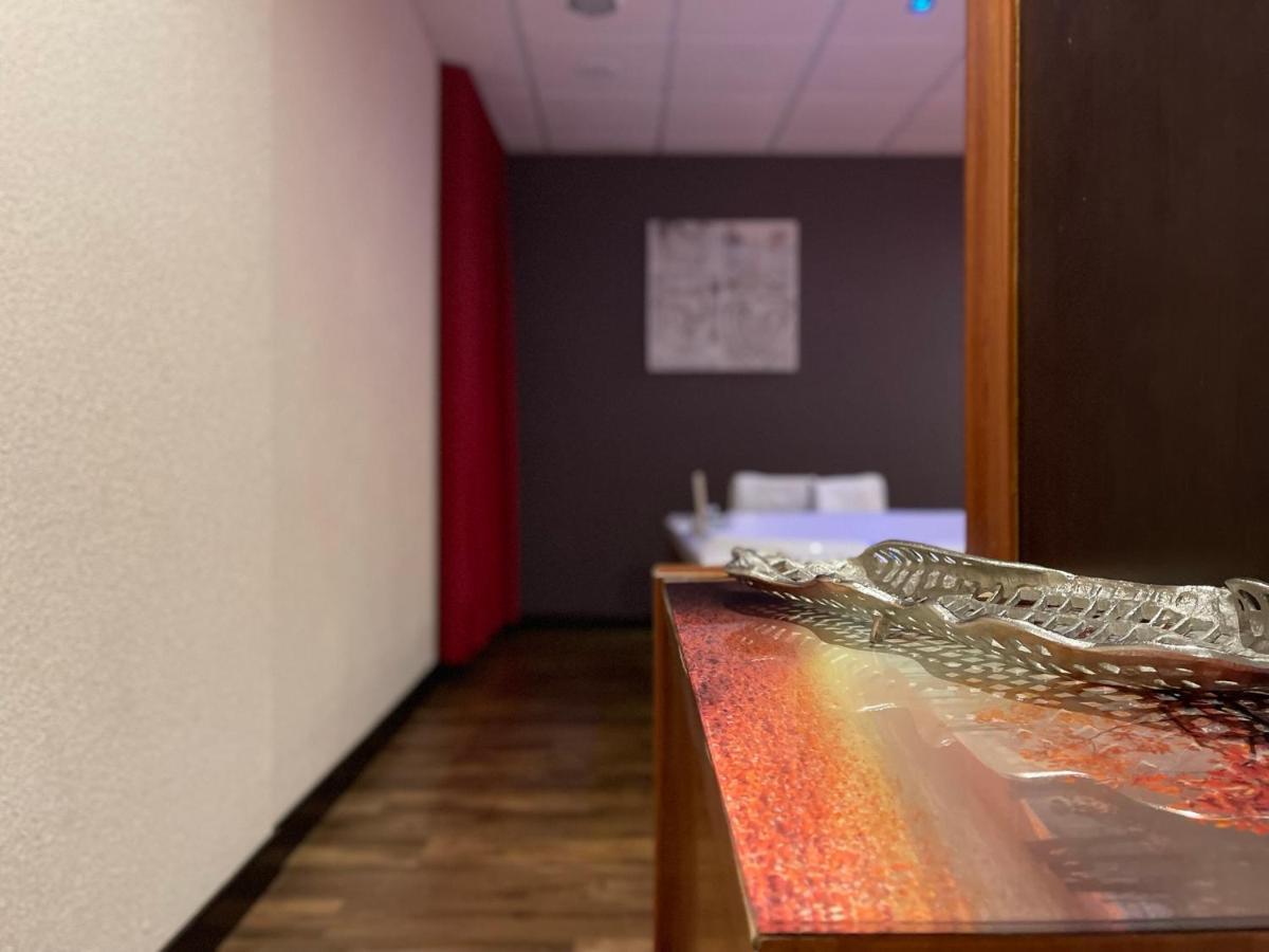 Motel Los Abedules Oviedo Dış mekan fotoğraf