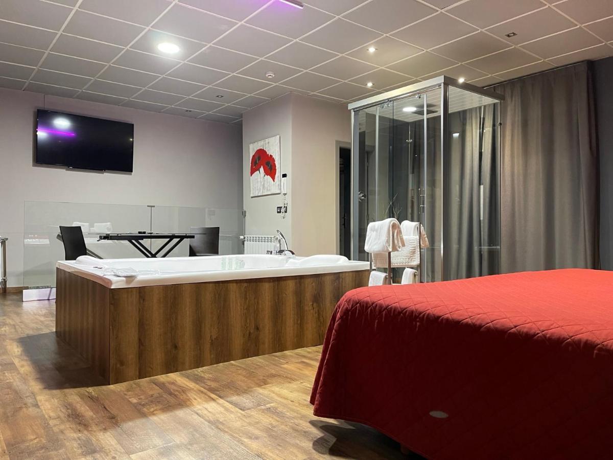 Motel Los Abedules Oviedo Dış mekan fotoğraf