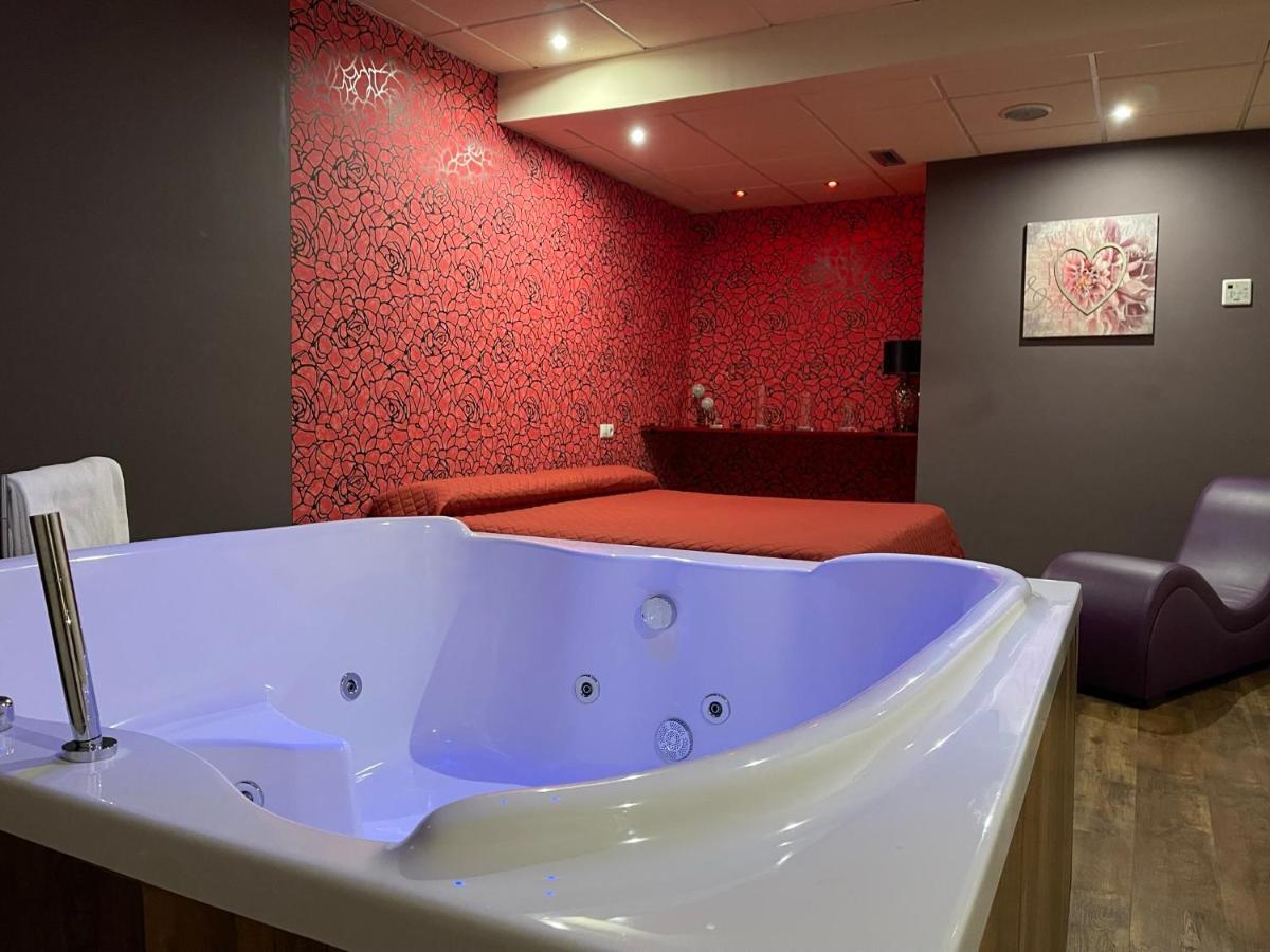 Motel Los Abedules Oviedo Dış mekan fotoğraf