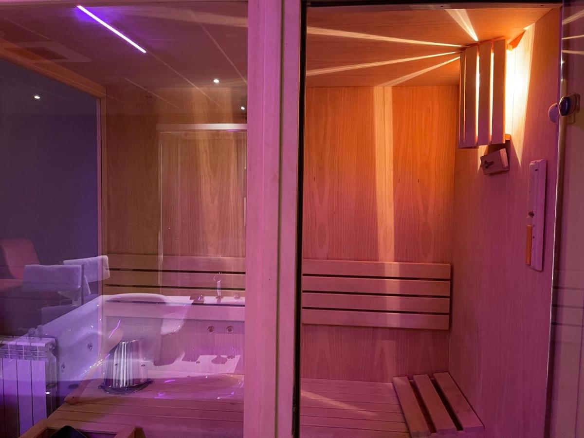 Motel Los Abedules Oviedo Dış mekan fotoğraf