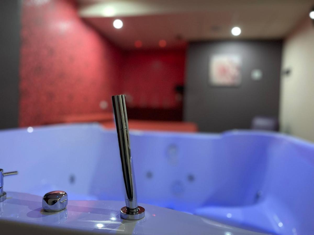 Motel Los Abedules Oviedo Dış mekan fotoğraf